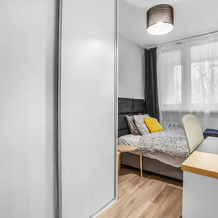 Appartement 3 Bedrooms Close To Downtown Wrocław